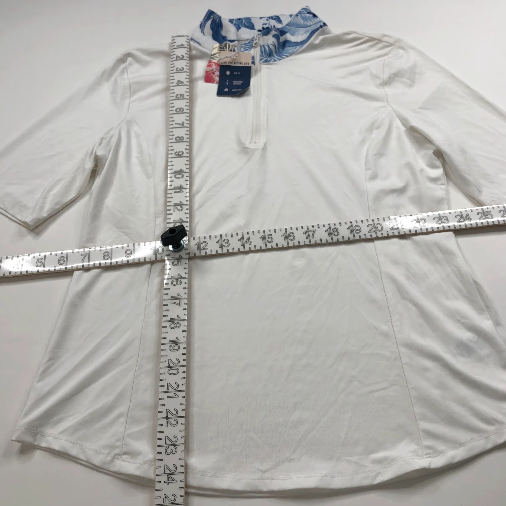 Tommy Bahama Tommy Bahama Golf Polo Shirt Women's Large White 1/4 Zip Short Sleeve Polo Shirt Size L / US 10 / IT 46 - 3 Thumbnail