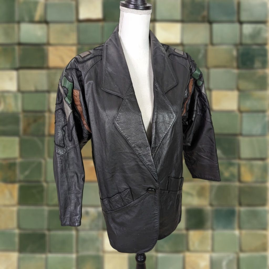 Vintage VINTAGE 80s Embroidered Relaxed Shoulders Pad Leather Jacket Coat Women S Bomber Jacket Coat Women's S Black Leather Embroidered 80s Mens Womens Size S / US 4 / IT 40 - 1 Thumbnail