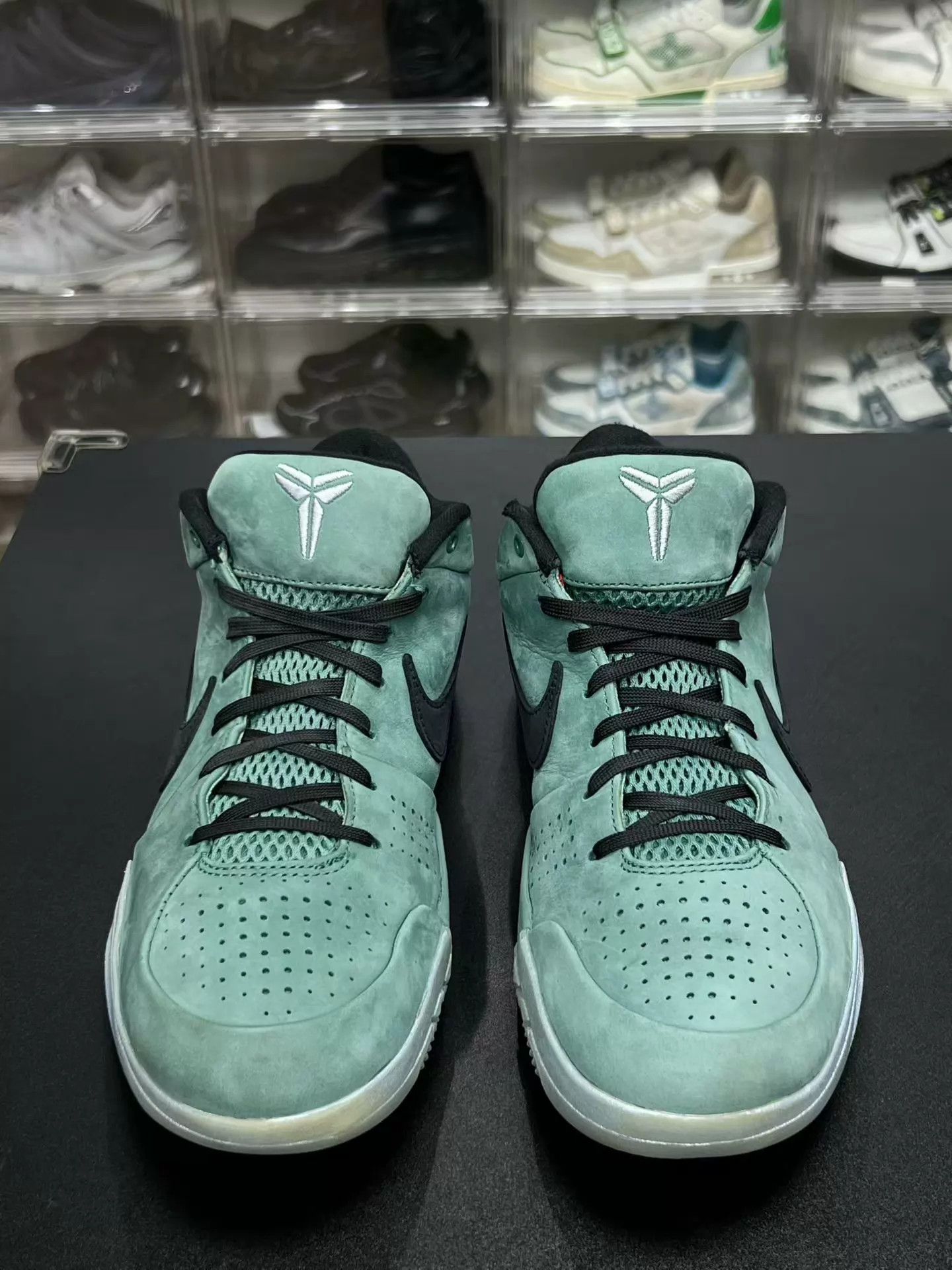 Nike Kobe ZK4 Father's Day Green 42.5 Worn Size US 9.5 / EU 42-43 - 2 Thumbnail