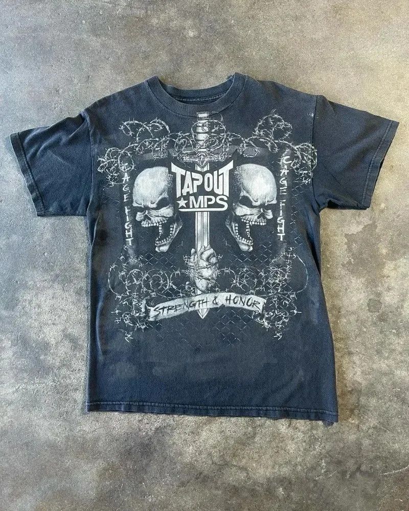 Vintage Gothic Two Skull Streetwear TShirt Size US XL / EU 56 / 4 - 2 Thumbnail