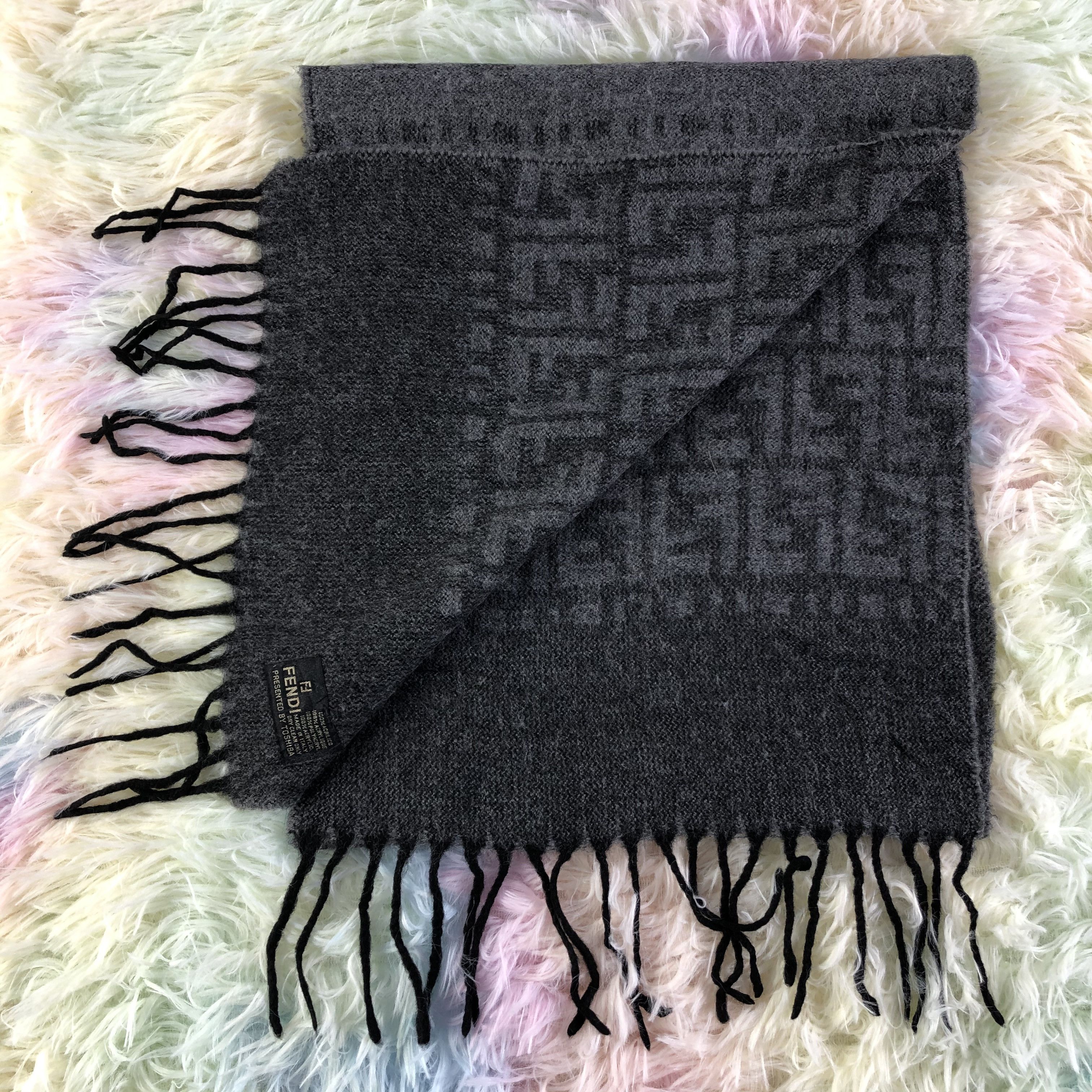 Vintage Fendi Scarf / Muffler / Neckwear Size ONE SIZE - 4 Thumbnail