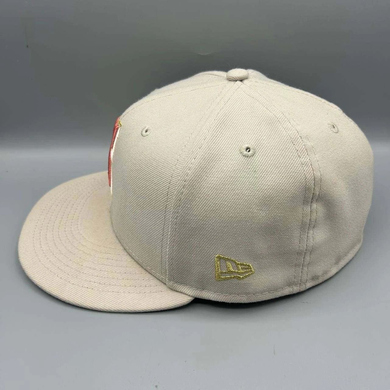 New Era Seattle Mariners Hat Men 7 1/2 Beige Pink MLB Fitted Cap Size ONE SIZE - 4 Thumbnail