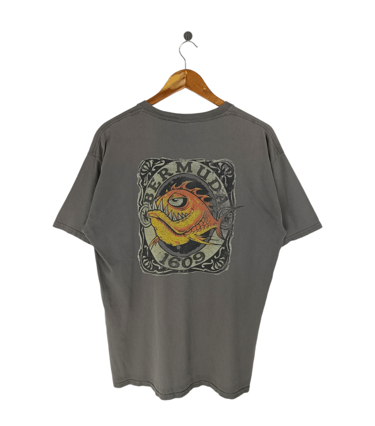 Vintage VINTAGE BERMUDA 1609 MONSTER FISH SCARY HORROR DARK TEE Size US L / EU 52-54 / 3 - 1 Thumbnail