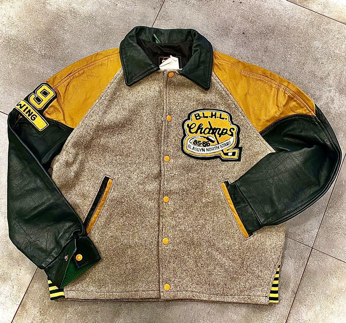 Vintage Jacket Seder Sportswear B.L.H.L. Champs 85-86 North Stars Size US S / EU 44-46 / 1 - 1 Thumbnail