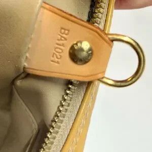 Louis Vuitton Vintage Louis Vuitton Vernis Tompkins Bag Size ONE SIZE - 9 Thumbnail