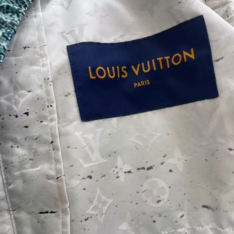 Louis Vuitton louis vuitton Marble full logo assault jacket 2501-Nextarr Size US M / EU 48-50 / 2 - 6 Thumbnail