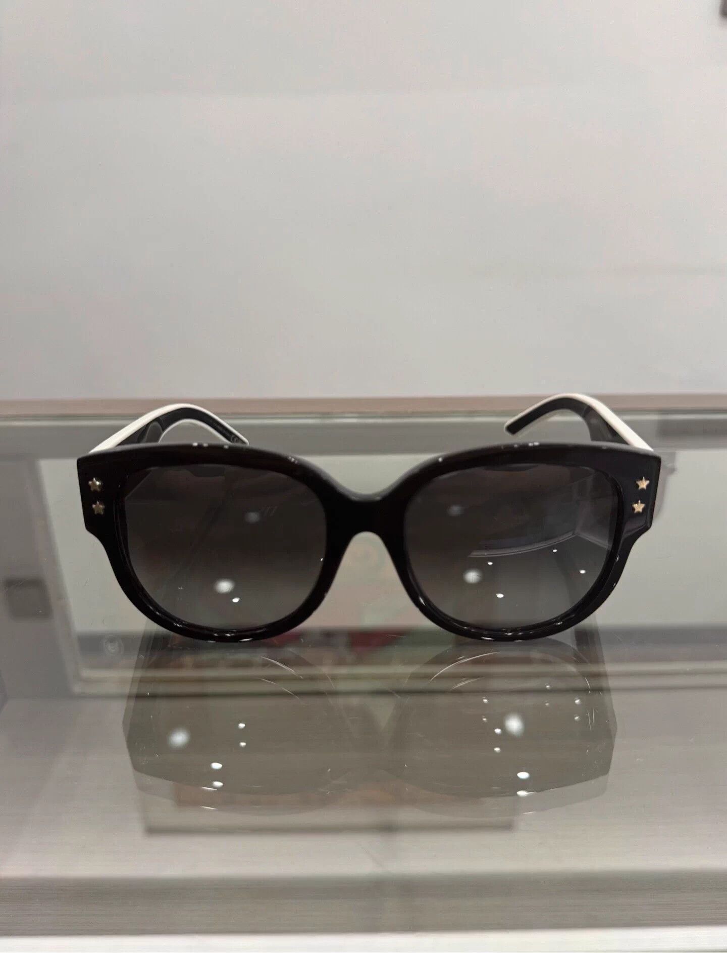 Dior Dior Black Sunglasses White Star Logo Side Size ONE SIZE - 4 Thumbnail