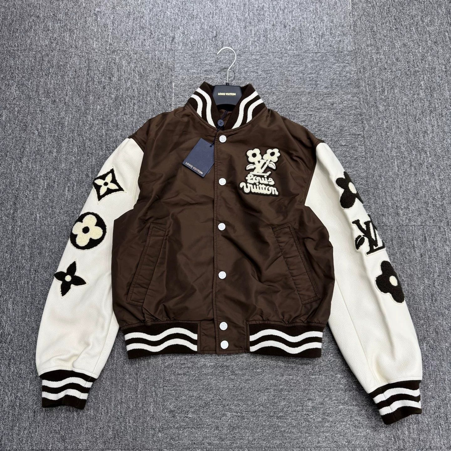 Louis Vuitton Louis Vuitton Varsity Bomber Jacket Size 50 Size US M / EU 48-50 / 2 - 1 Thumbnail