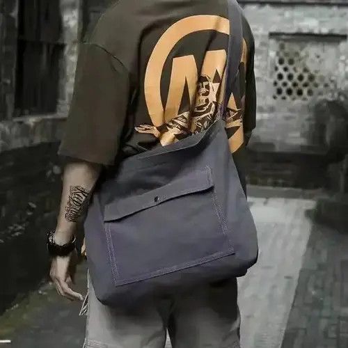 Other Canvas Men Messenger Bag Size ONE SIZE - 1 Thumbnail