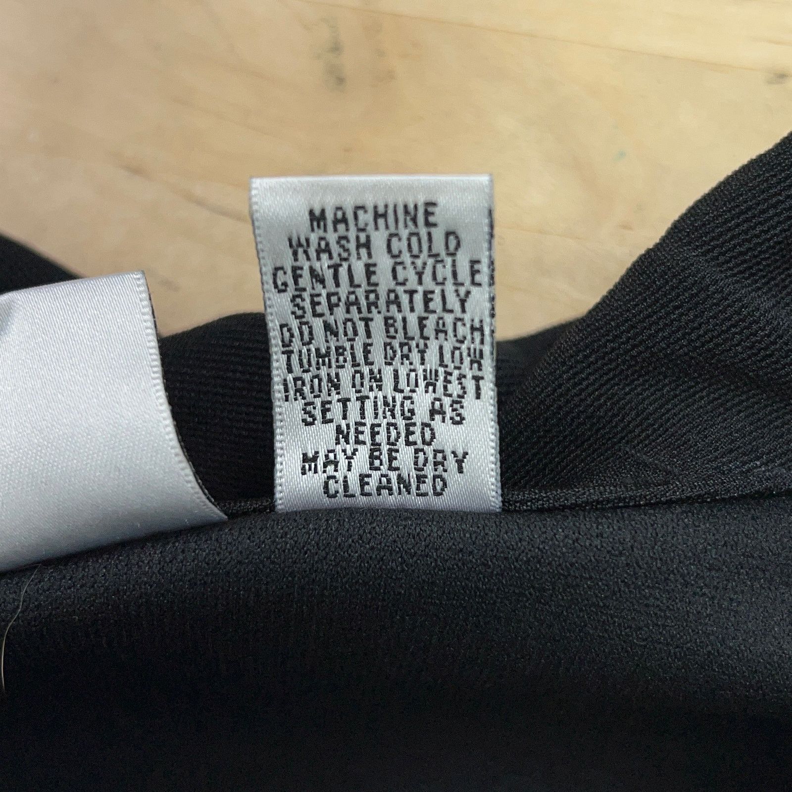 Chicos Chicos Womens Size 2 US 12 Jacket Black Button Tiny Flaw Size L / US 10 / IT 46 - 14 Thumbnail