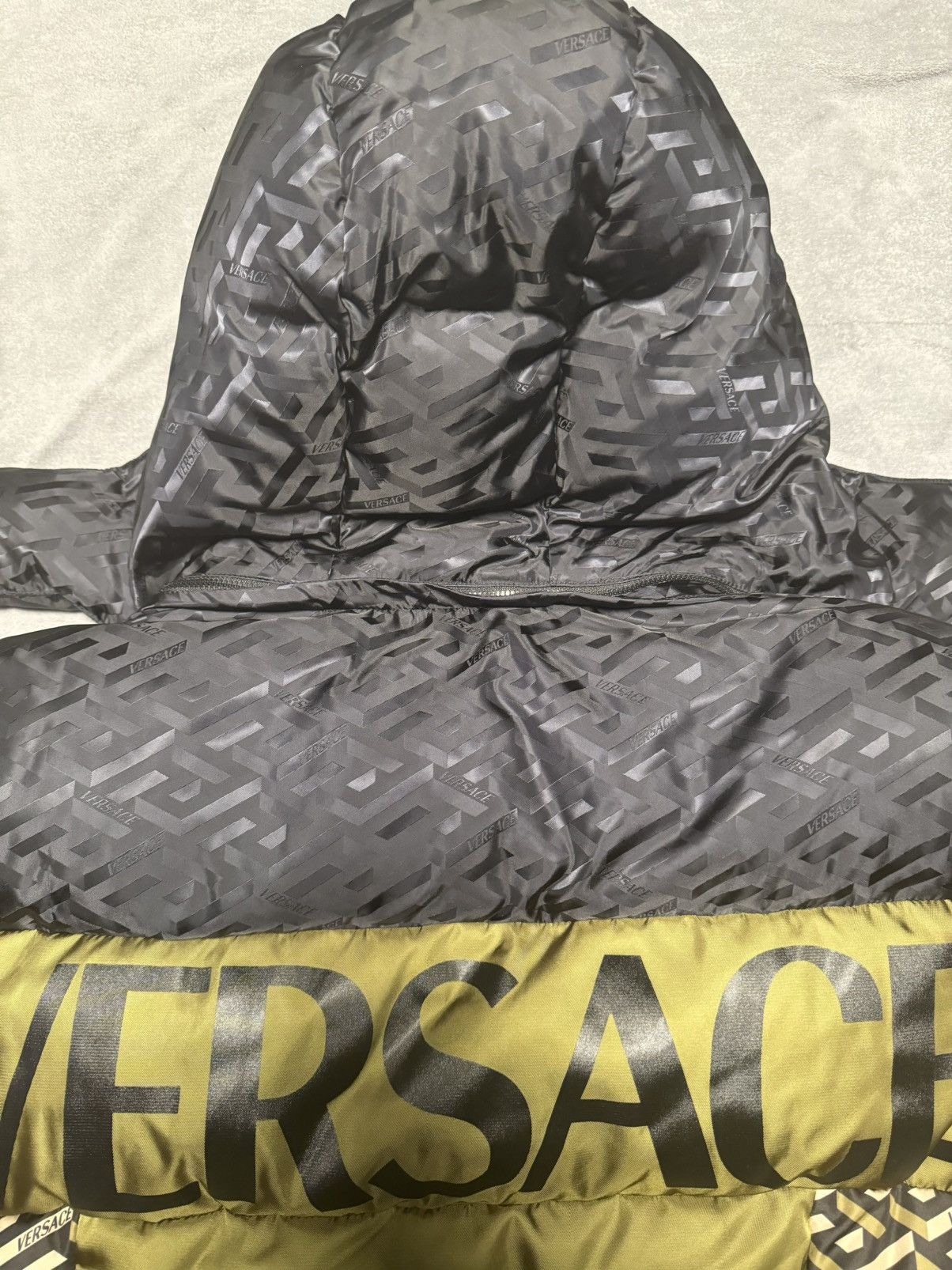 Versace Versace Colorblock Pattern Puffer Coat Size US XXL / EU 58 / 5 - 8 Thumbnail