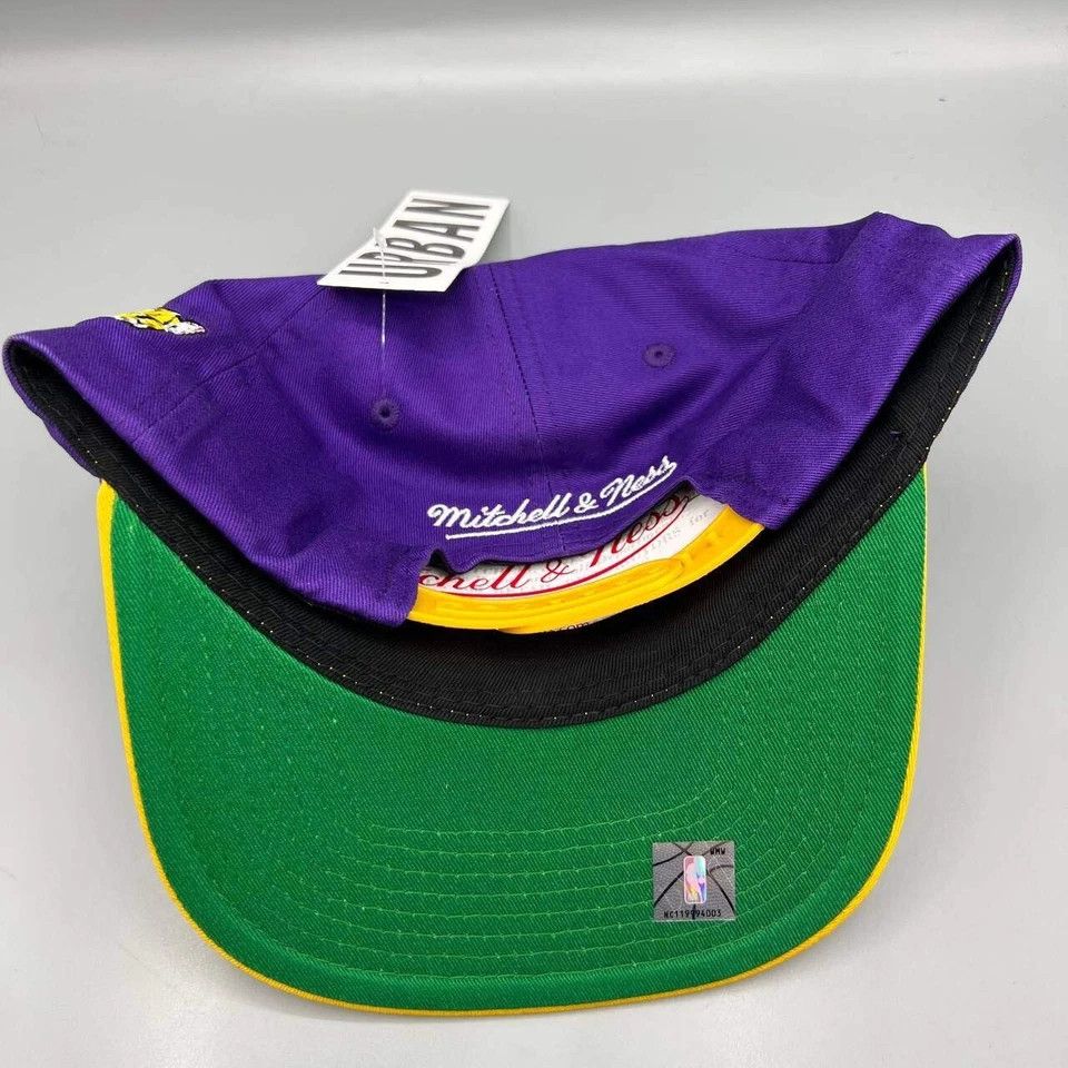 Mitchell & Ness Los Angeles LA Lakers Hat Men Mitchell & Ness Snap Back Cap Size ONE SIZE - 7 Thumbnail
