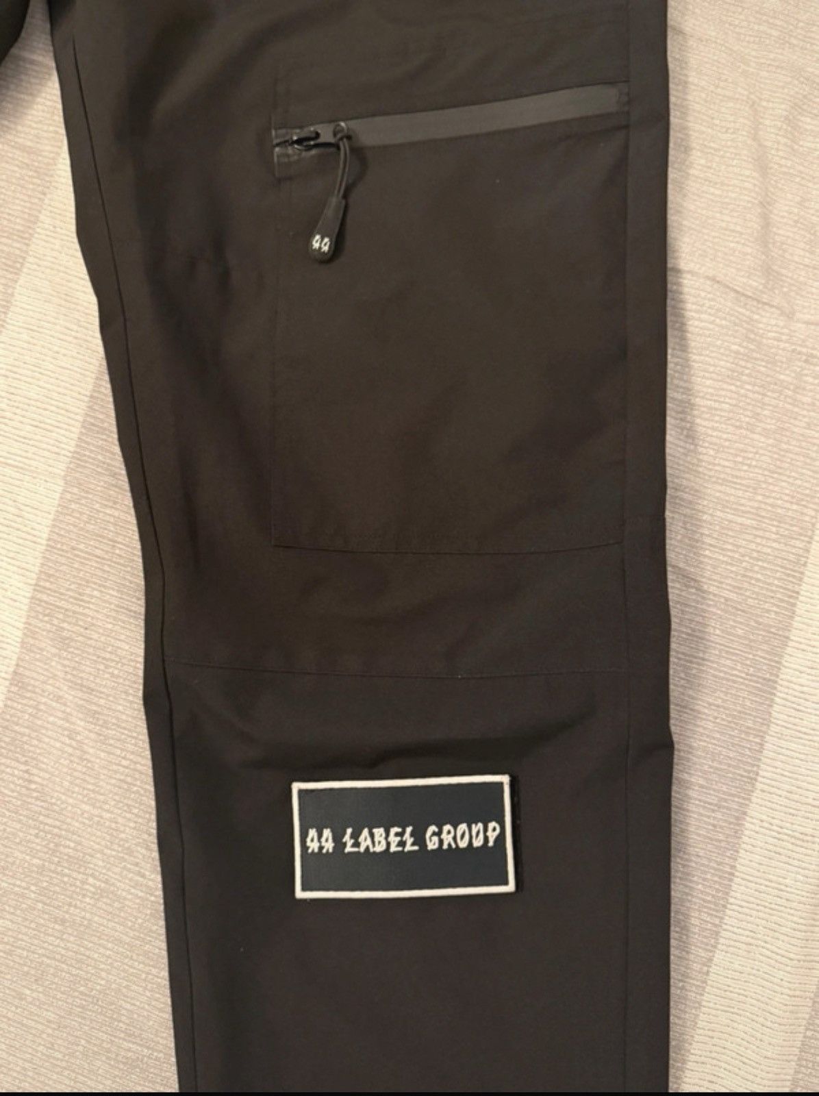 44 LABEL GROUP 44 Label Group Cargo Pants Poly Techno Black (46) Size US 44 / EU 60 - 4 Thumbnail