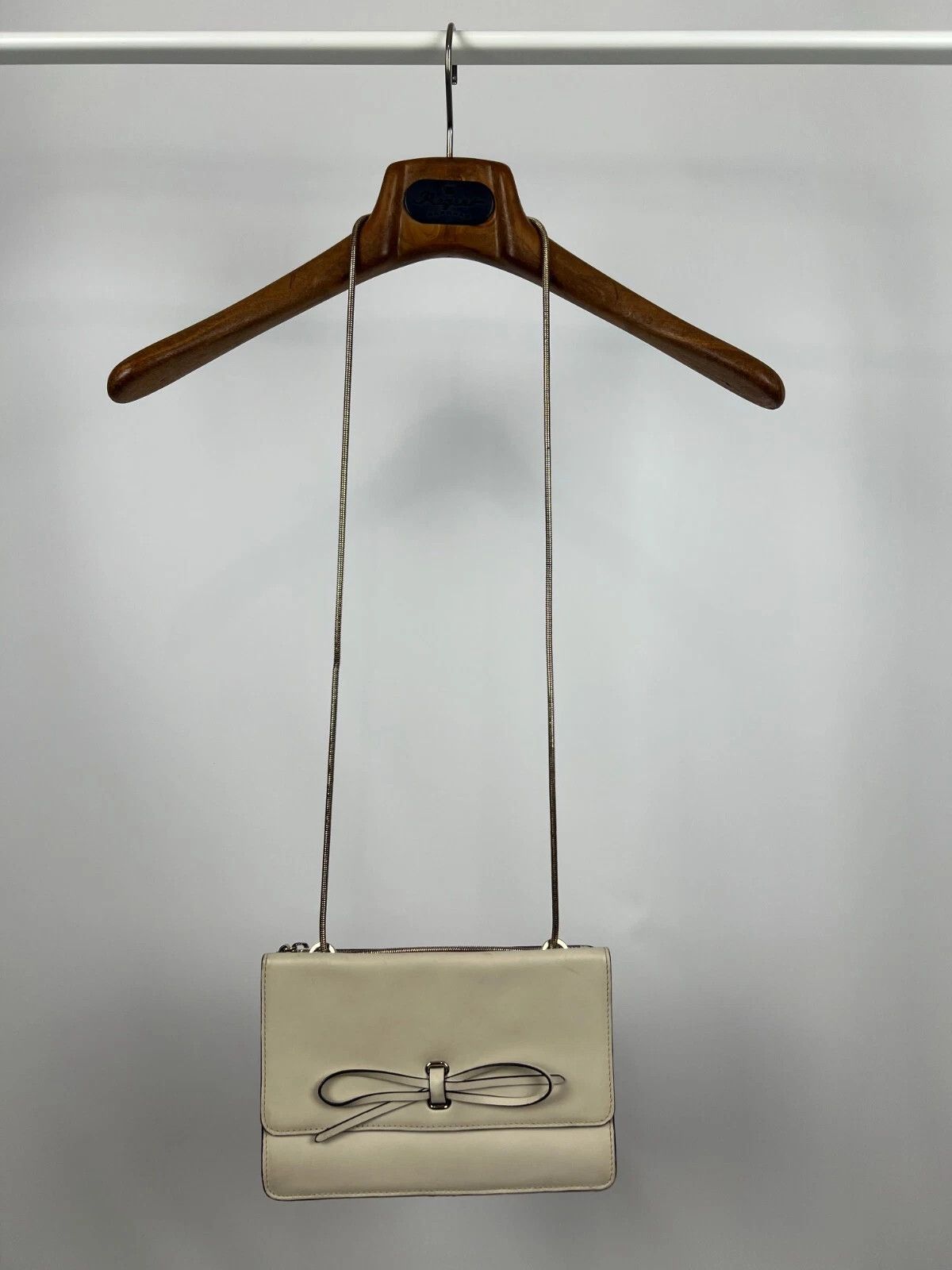 Reiss Reiss Shoulder Bag Clutch Ivory Real Leather Metal Сhain Size ONE SIZE - 2 Thumbnail