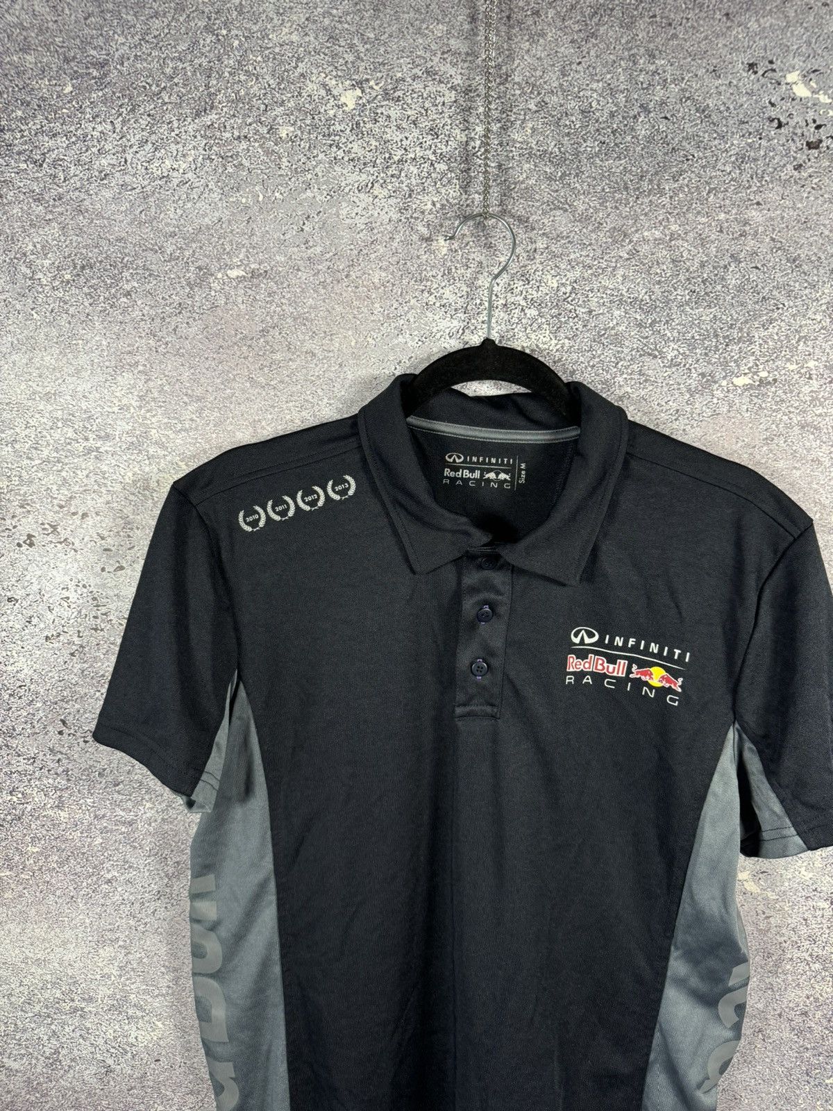 Formula 1 × Red Bull Infiniti Red Bull Racing Team Formula 1 Jersey Polo Tee M sz Size US M / EU 48-50 / 2 - 4 Thumbnail