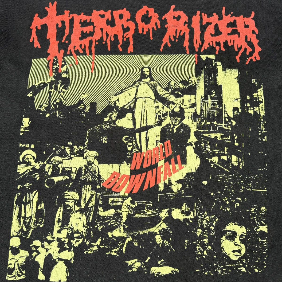 Band Tees Vintage 2004 Terrorizer ‘World Downfall’ Euro T Shirt Size US L / EU 52-54 / 3 - 5 Thumbnail