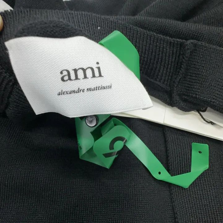 AMI AMIPARIS FW23 Men's Heart Embroidered Cardigan -2507 Size US M / EU 48-50 / 2 - 6 Thumbnail