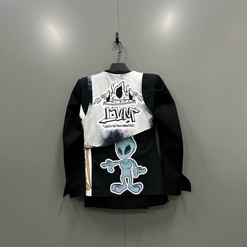 Louis Vuitton Louis Vuitton Cartoon print jacket Size US S / EU 44-46 / 1 - 2 Thumbnail