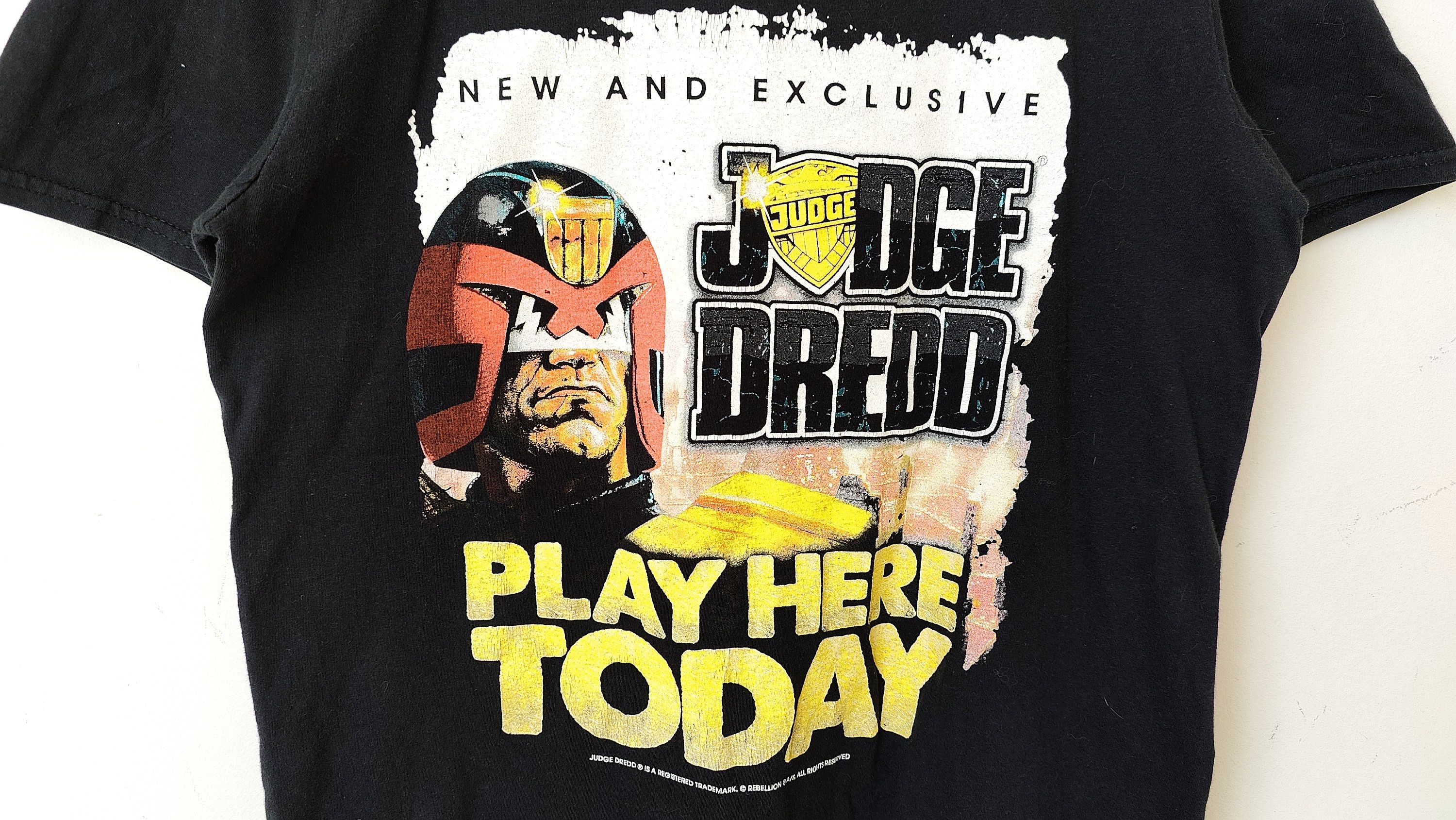 Vintage Judge Dredd Stallone 90s VTG Official Tshirt Vintage Size US S / EU 44-46 / 1 - 2 Thumbnail