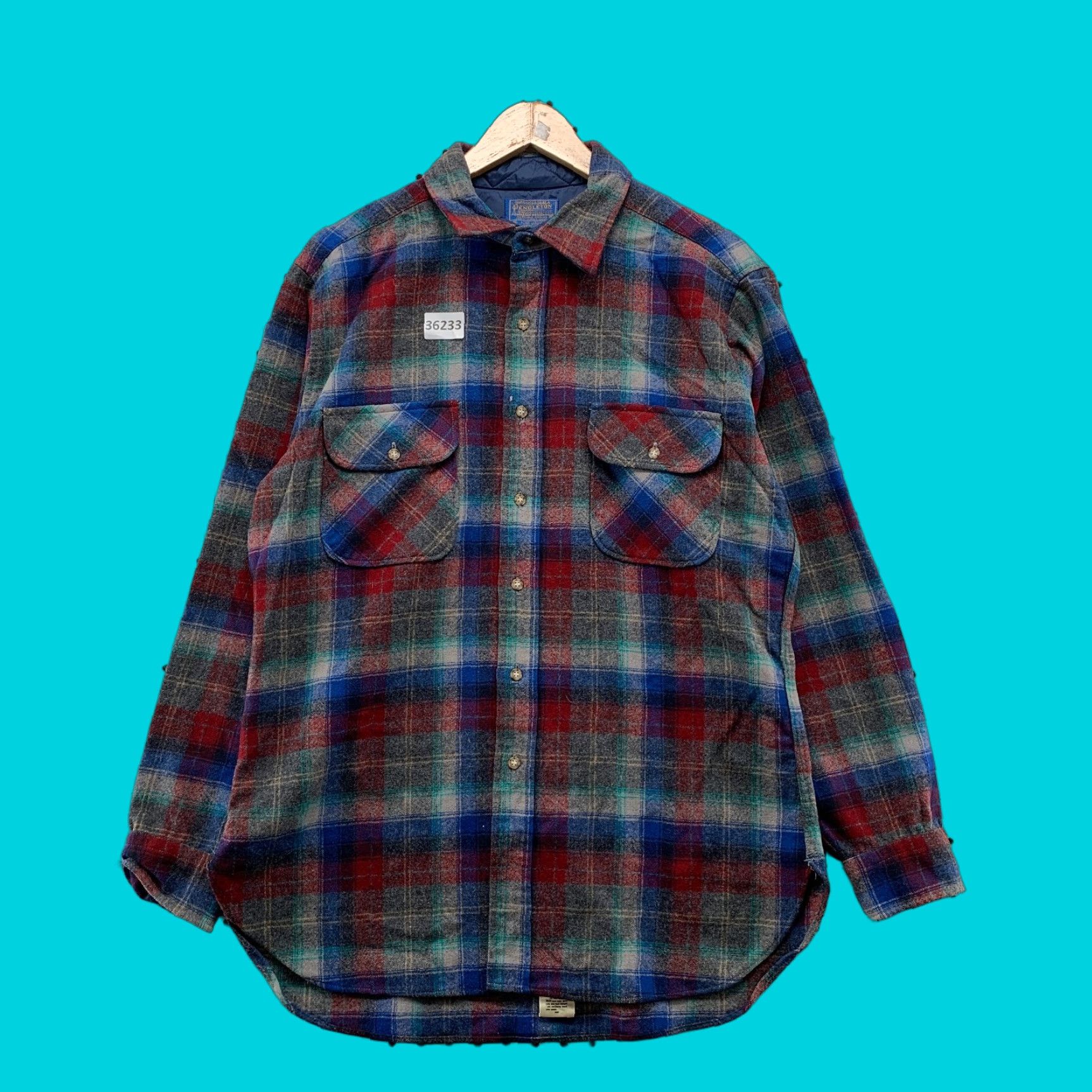 Pendleton VINTAGE Pendleton Button-Up Shirt Mens Large Plaid Blue Red Flannel Made USA 70s 80s Outdoor Pockets Mens Size US L / EU 52-54 / 3 - 1 Thumbnail