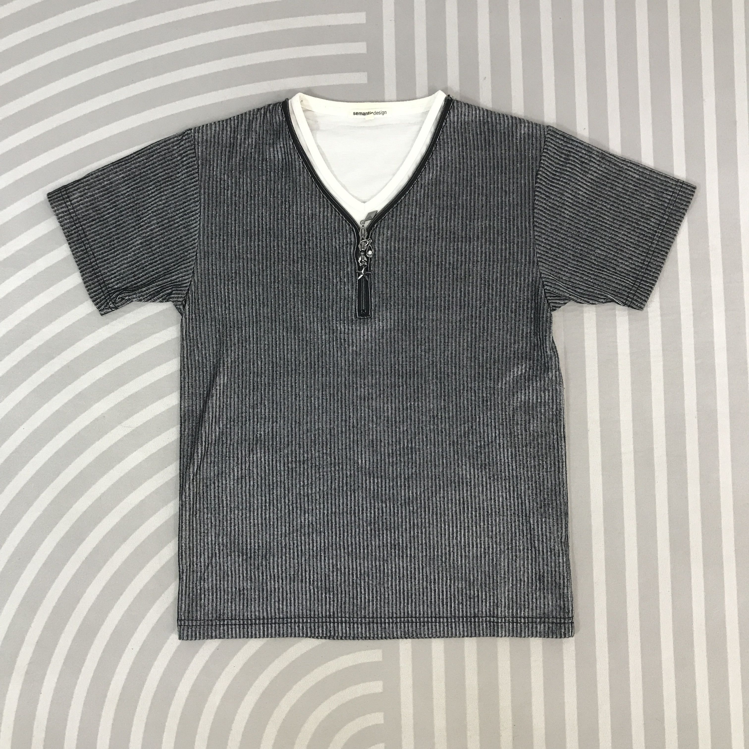 semanticdesign Vintage Semantic Design design Zipper T-Shirt Size US L / EU 52-54 / 3 - 1 Thumbnail