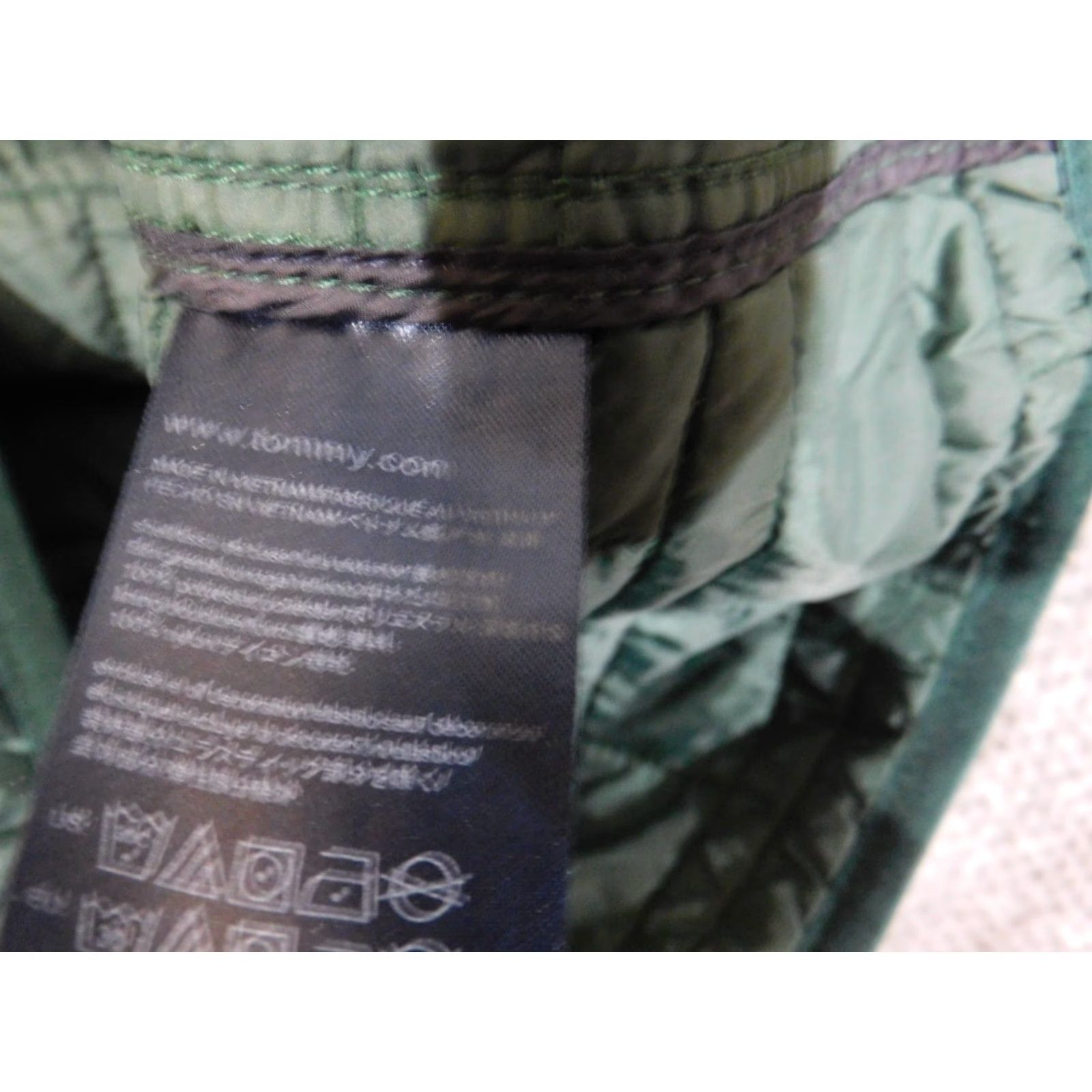 Tommy Hilfiger Tommy Hilfiger Vest Men 2XL Green Nylon Puffer Zip Outdoors Pockets Primaloft Bomber Jacket Mitt Mens Size US XXL / EU 58 / 5 - 6 Thumbnail