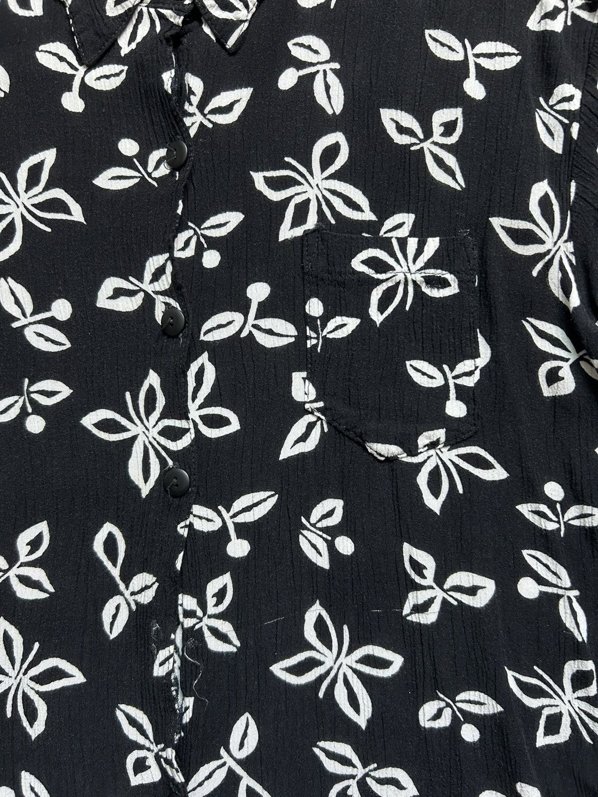 Vintage Vintage 80s Rayon Button Up AOP Cascade Classics USA Size US L / EU 52-54 / 3 - 4 Thumbnail