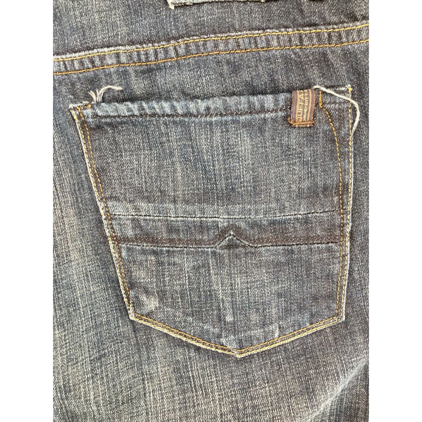 Vintage BUFFALO JEANS Relaxed FIT Jeans Dark Wash 34x30 Men Blue Denim 90s? 2000s STYLE Buffalo Driven-X Mens Inseam 30in Size 34 Size US 34 / EU 50 - 7 Thumbnail
