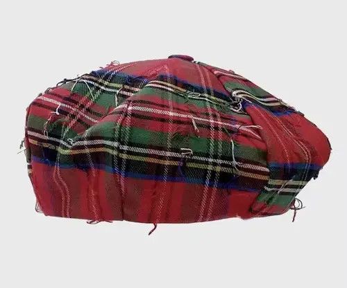 Japanese Brand Tartan plaid distressed beret hat Size ONE SIZE - 1 Thumbnail