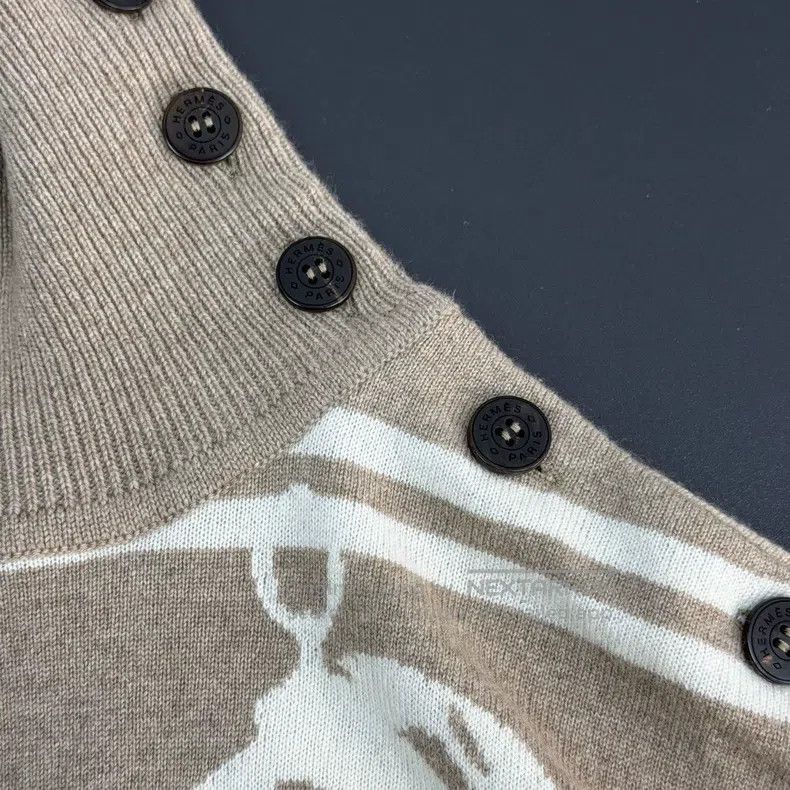 Hermes Hermes Beige collar button cashmere sweater Size XS / US 0-2 / IT 36-38 - 7 Thumbnail