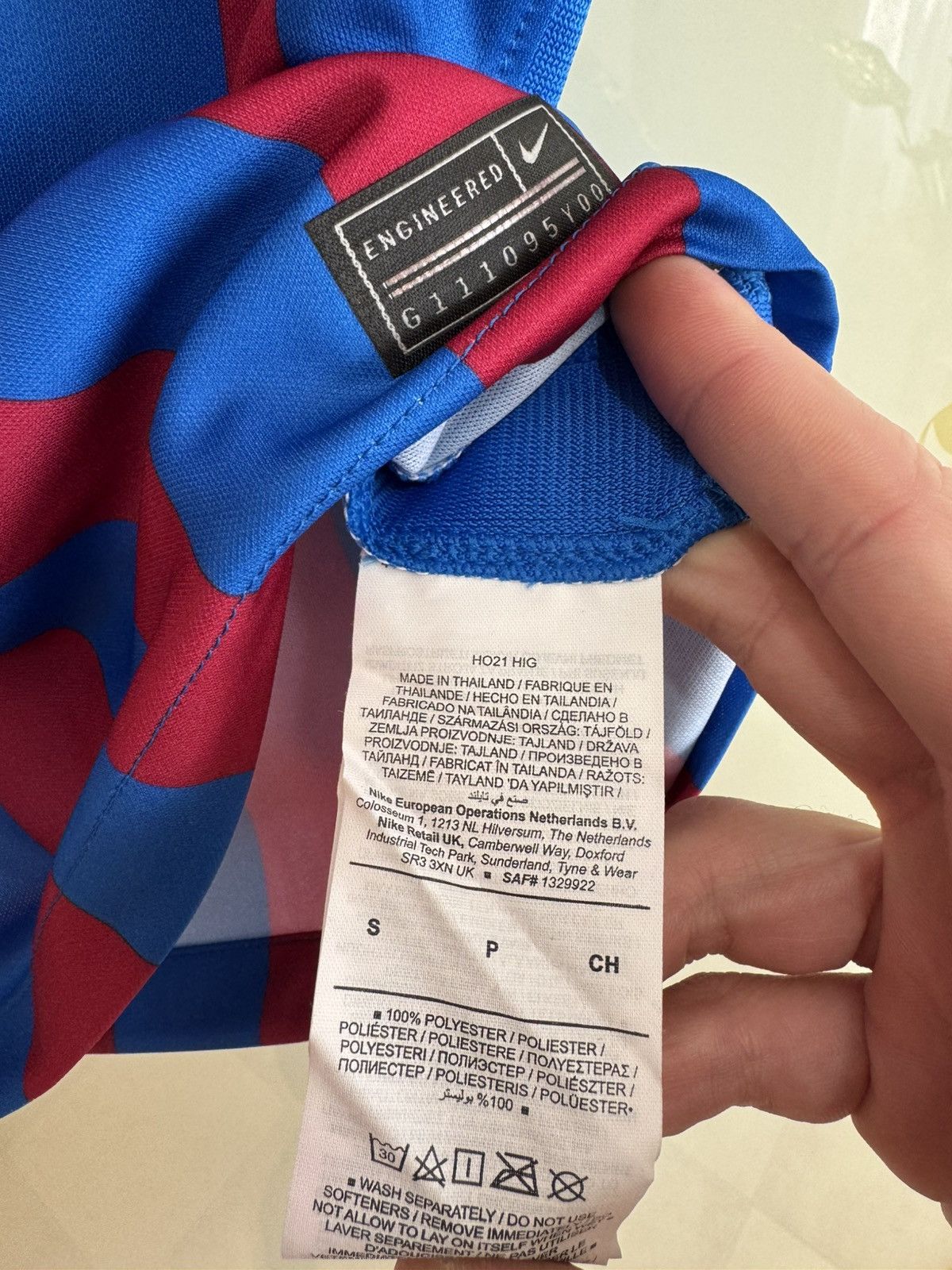 Nike Barcelona 2021-2022 Home Soccer Jersey Football Kit Shirt Size US S / EU 44-46 / 1 - 10 Thumbnail