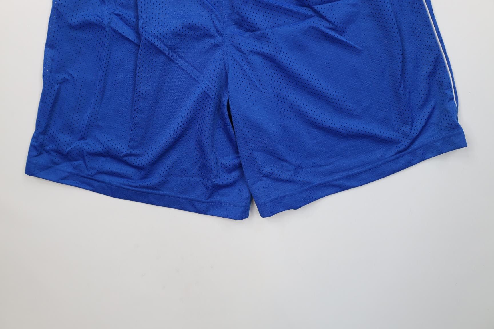 Russell Athletic Vintage 90s Russell Athletic Logo Above Knee Mesh Shorts Size US 30 / EU 46 - 11 Thumbnail