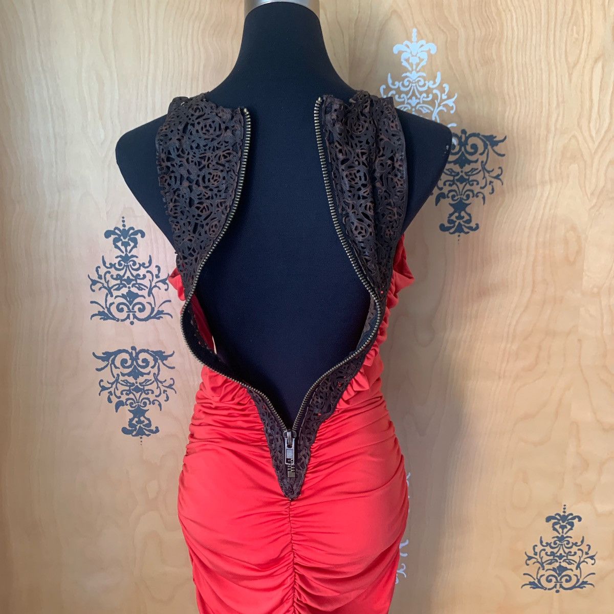 Bebe × Designer × Vintage Vintage Bebe y2k Red Cut-Out BodyCon Dress Size M / US 6-8 / IT 42-44 - 9 Thumbnail