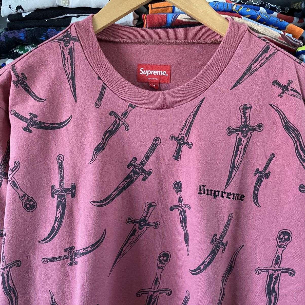 Supreme Supreme Dagger Longsleeve T-Shirt Pink Dark Pink 2017 Size US M / EU 48-50 / 2 - 2 Thumbnail