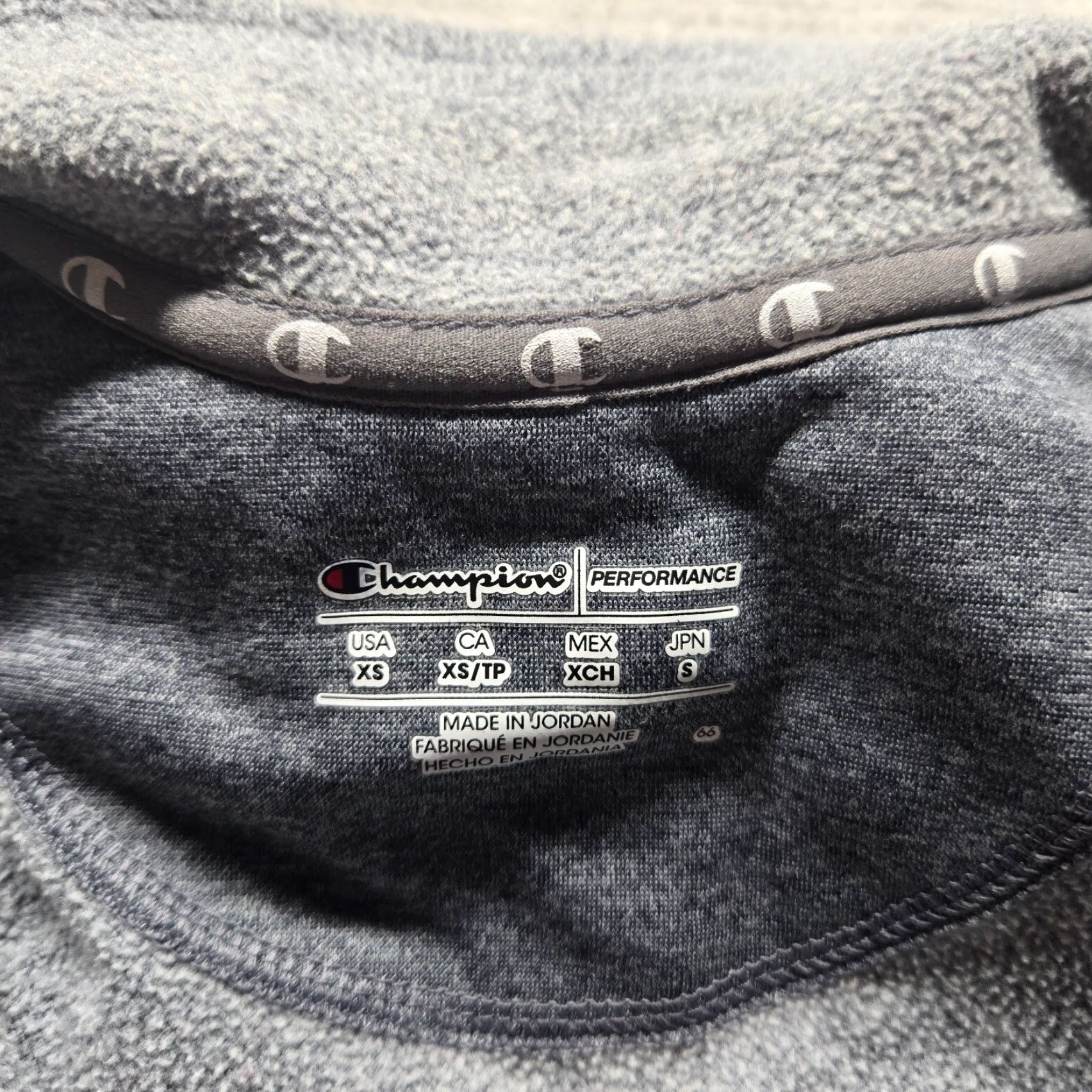 Champion Champion C9 Solid Grey Fleece Full Zip Athletic Jacket Womens XS Size XS / US 0-2 / IT 36-38 - 2 Thumbnail