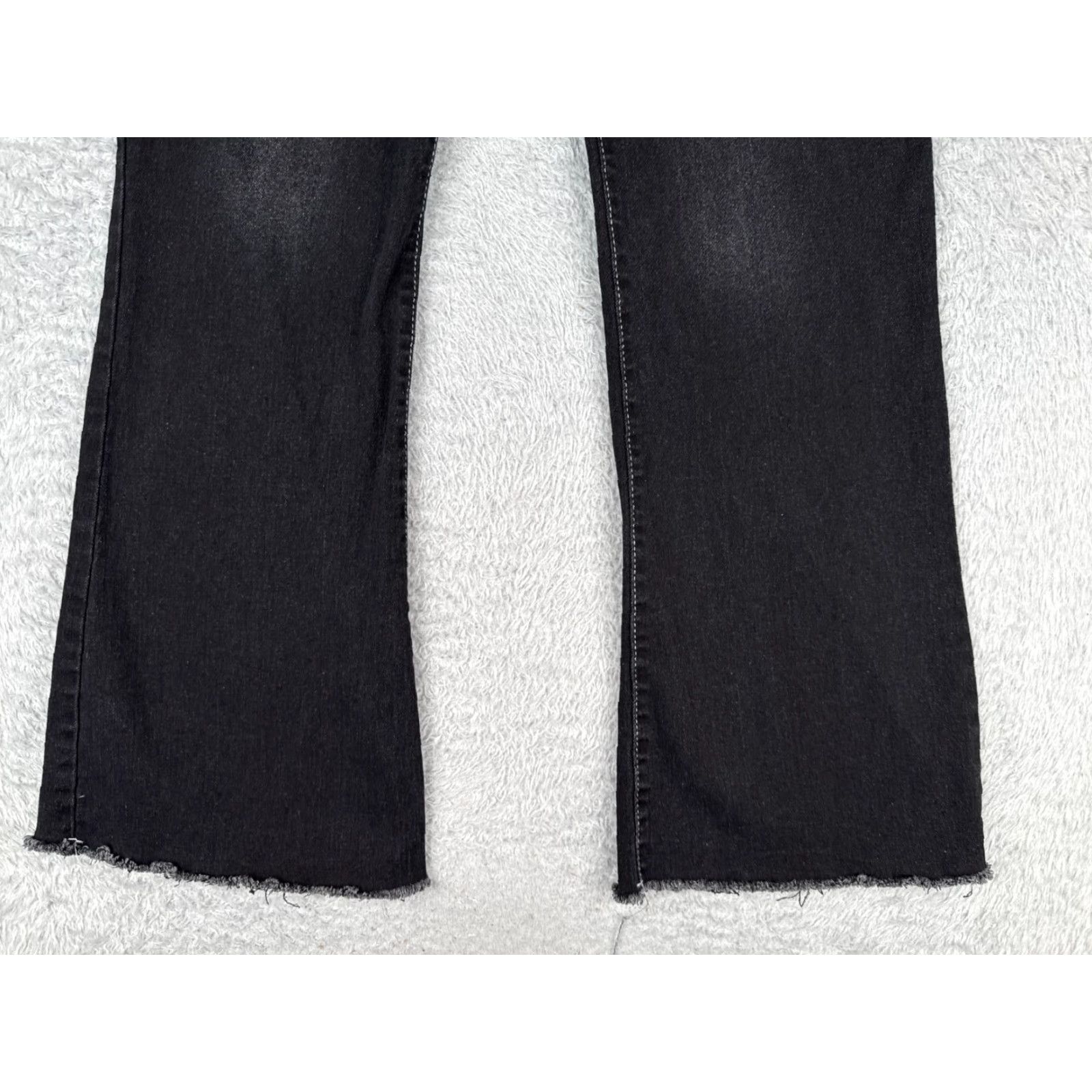 Vintage Women Jeans Black Denim Flared High Rise Raw Hem Cotton Blend 30x28 Size 30" / US 8 / IT 44 - 2 Thumbnail