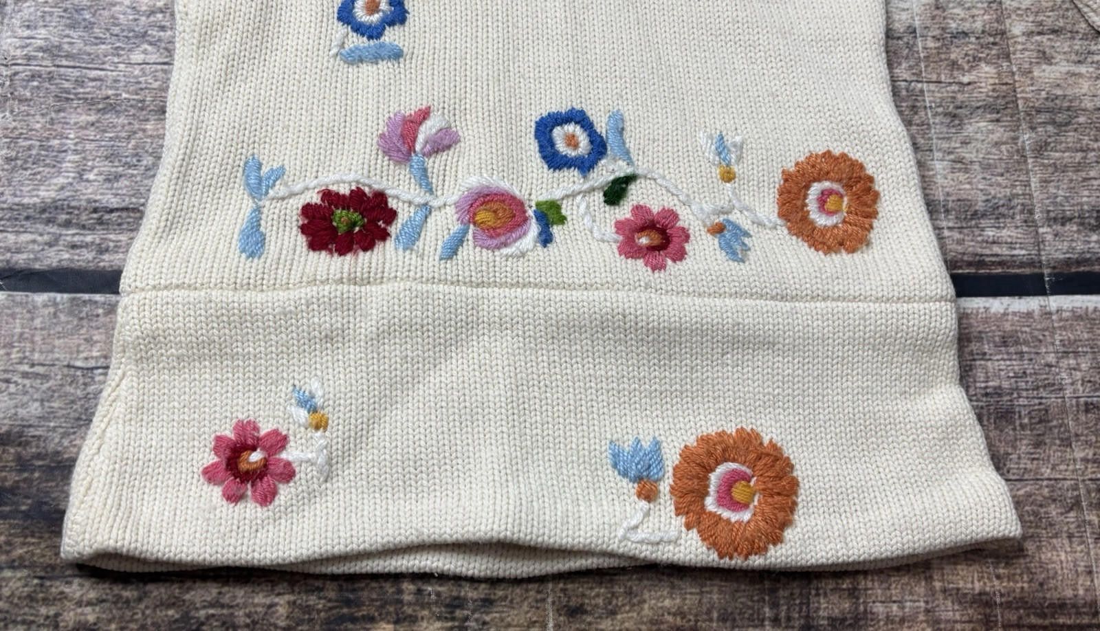 Other Compagnia Italiana Sweater Womens S Floral Embroidered Wool Size S / US 4 / IT 40 - 5 Thumbnail