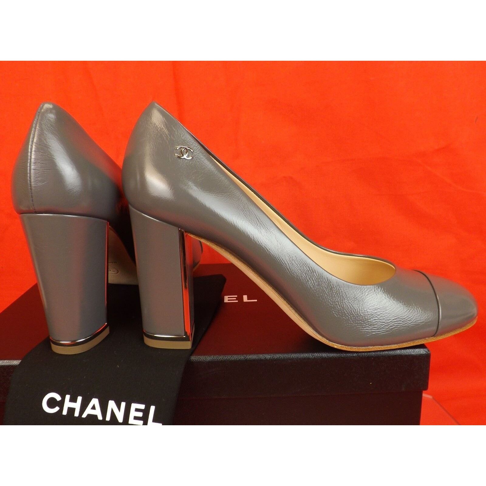 Chanel G31655 GRAY DISTRESSED LEATHER CC LOGO CAP TOE HEEL PUMPS 38 Size US 8 / IT 38 - 6 Thumbnail