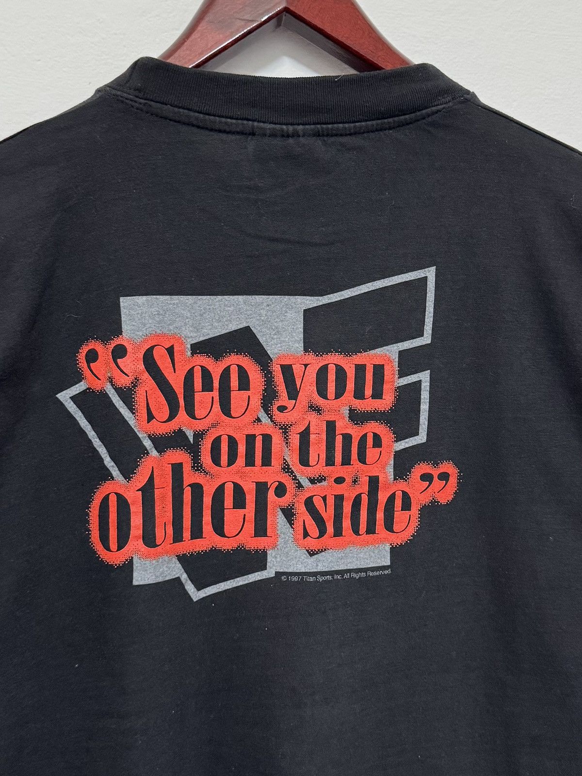 Vintage Vintage WWF Undertaker Seeyou on the other side 1997 T-shirt Size US XL / EU 56 / 4 - 5 Thumbnail