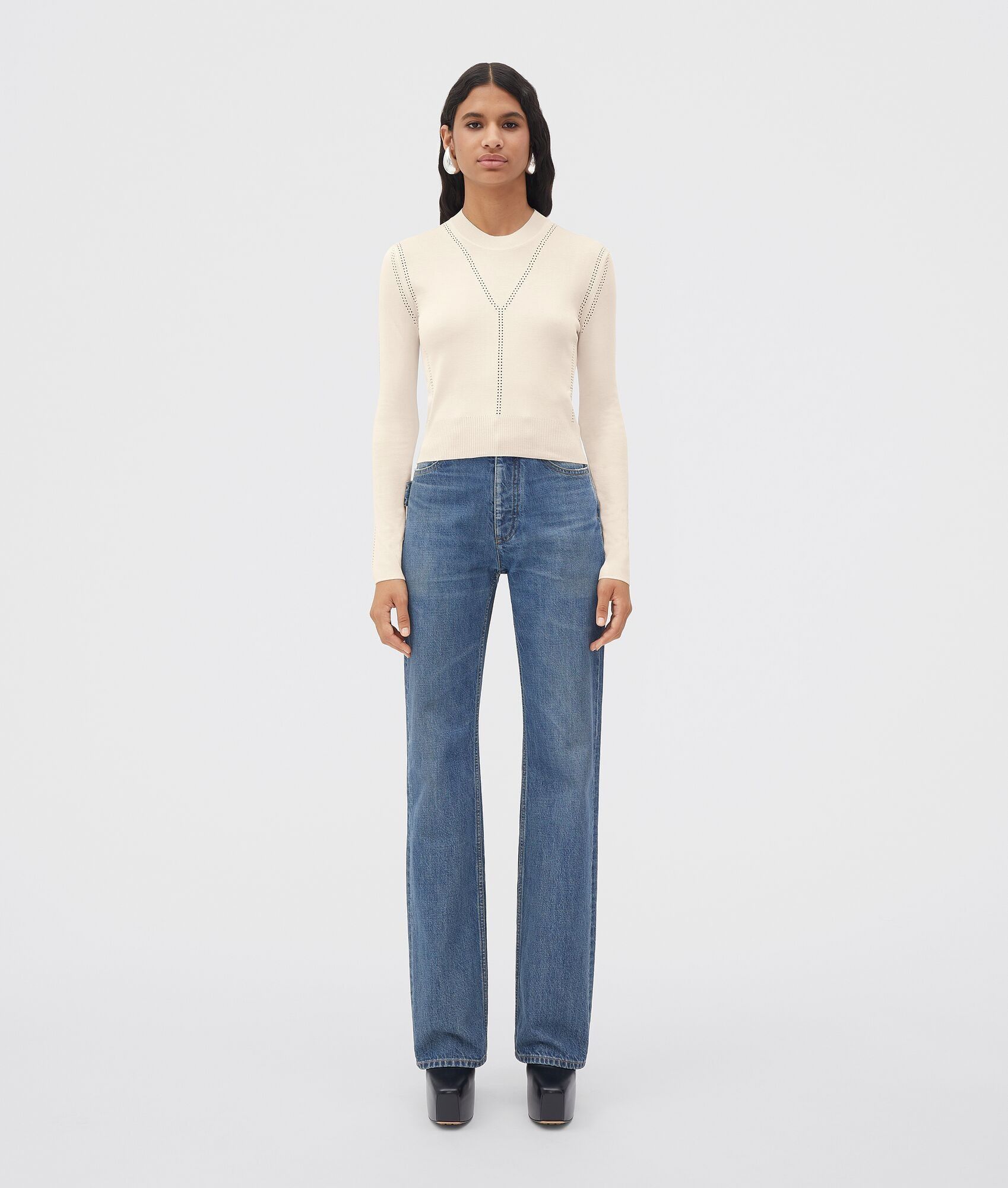 Bottega Veneta o1w1db10825 Silk Jumper in Chalk Size XL / US 12-14 / IT 48-50 - 1 Thumbnail