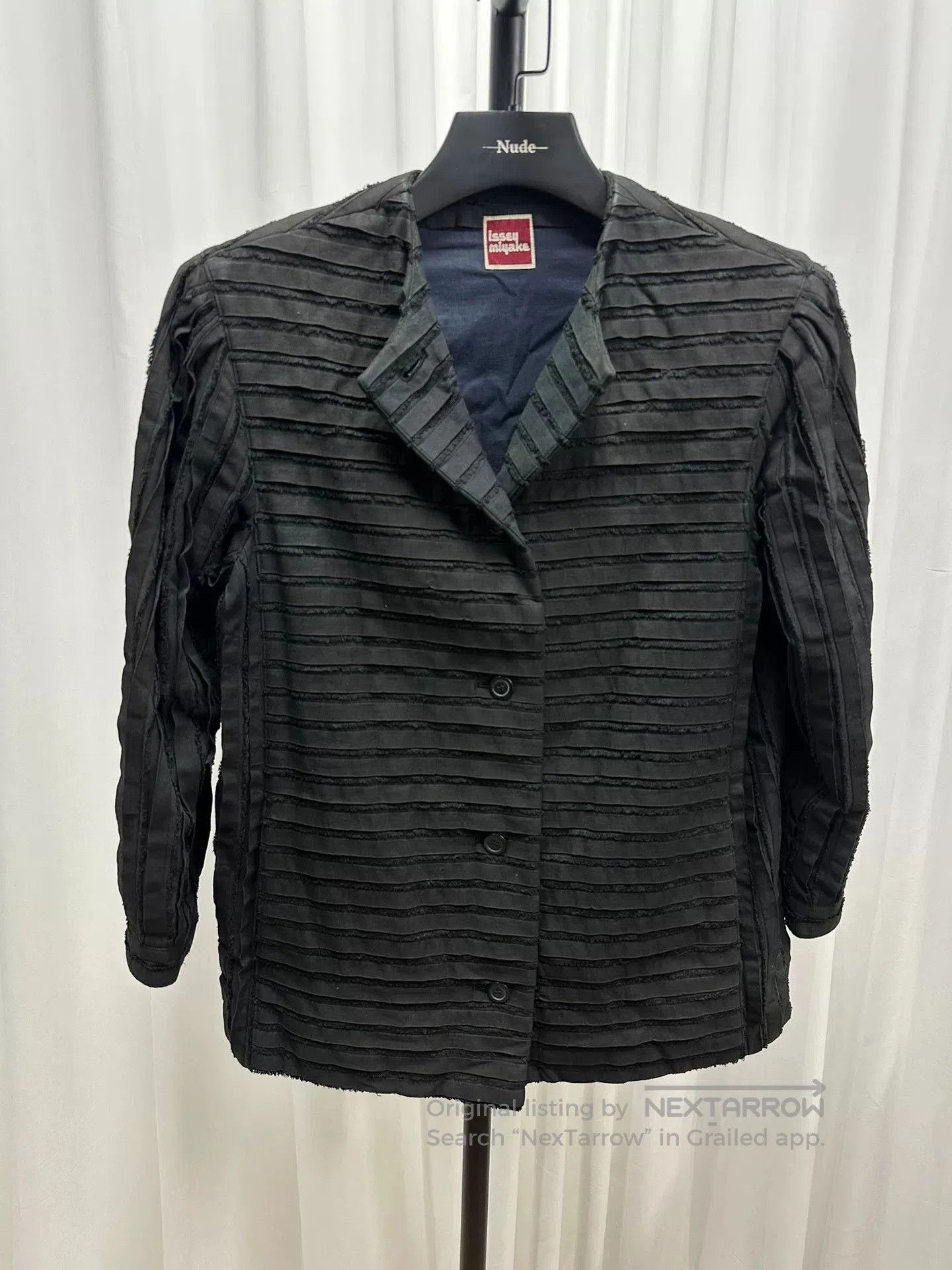 Issey Miyake Issey Miyake 1970s Pleated Black Jacket. Size US M / EU 48-50 / 2 - 6 Thumbnail