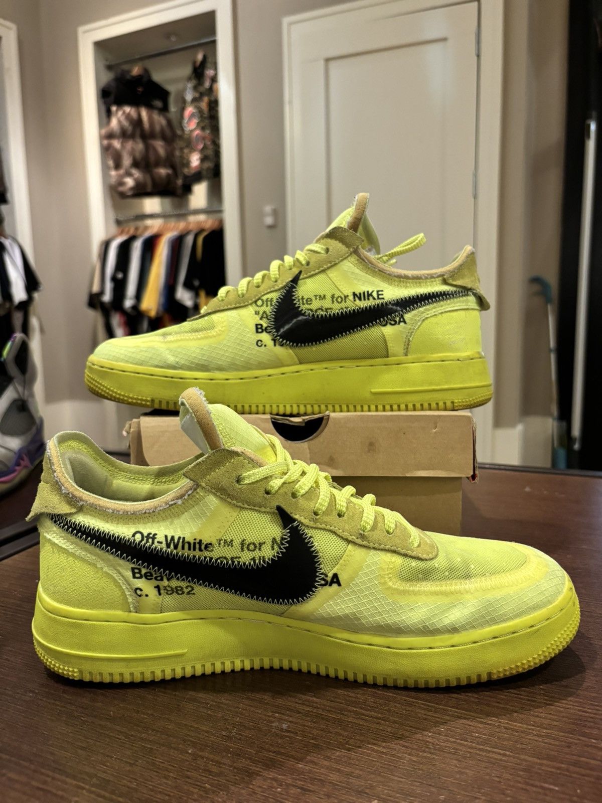 Nike × Off-White Nike Air Force 1 Low ‘Volt’ ‘Off-White’ Size US 10 / EU 43 - 4 Thumbnail