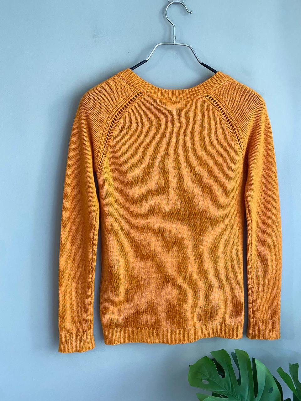 Burberry Burberry Women's Cashmere V-Neck Knit Sweater Jumper Size XS Size XS / US 0-2 / IT 36-38 - 12 Thumbnail
