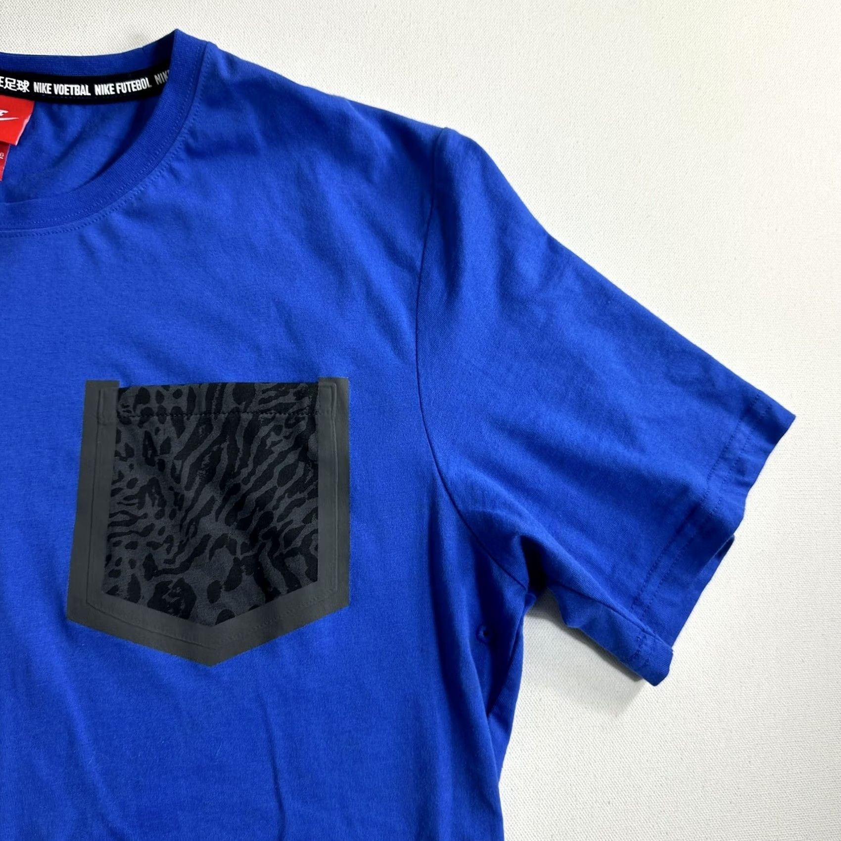 Nike NIKE F.C. Pocket Tee Soccer Futbol Animal Print Crew Neck Short Sleeve Large Size US 33 - 3 Thumbnail