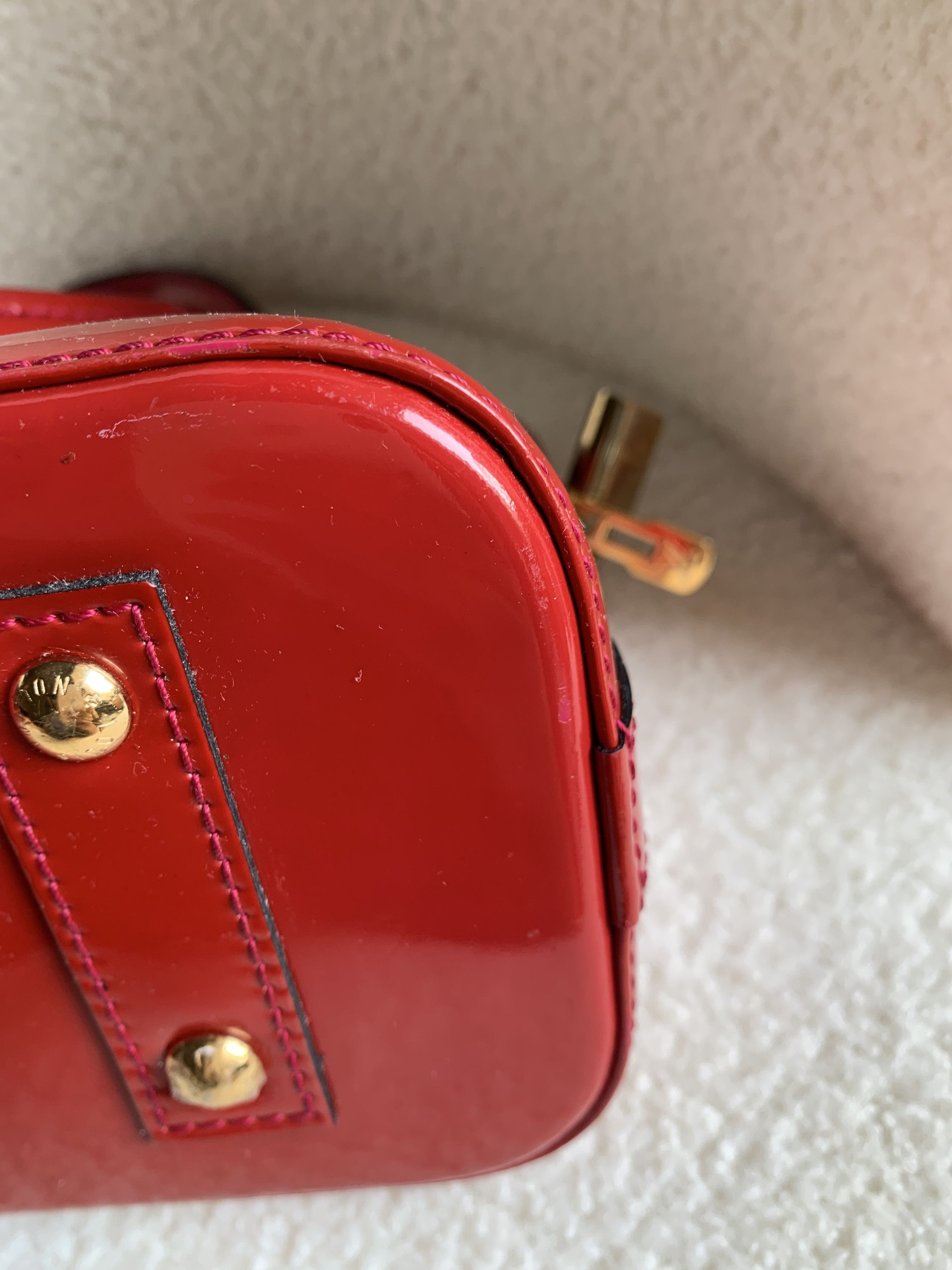 Louis Vuitton Authentic Louis Vuitton Alma BB Vernis – Rose Indien Size ONE SIZE - 12 Thumbnail