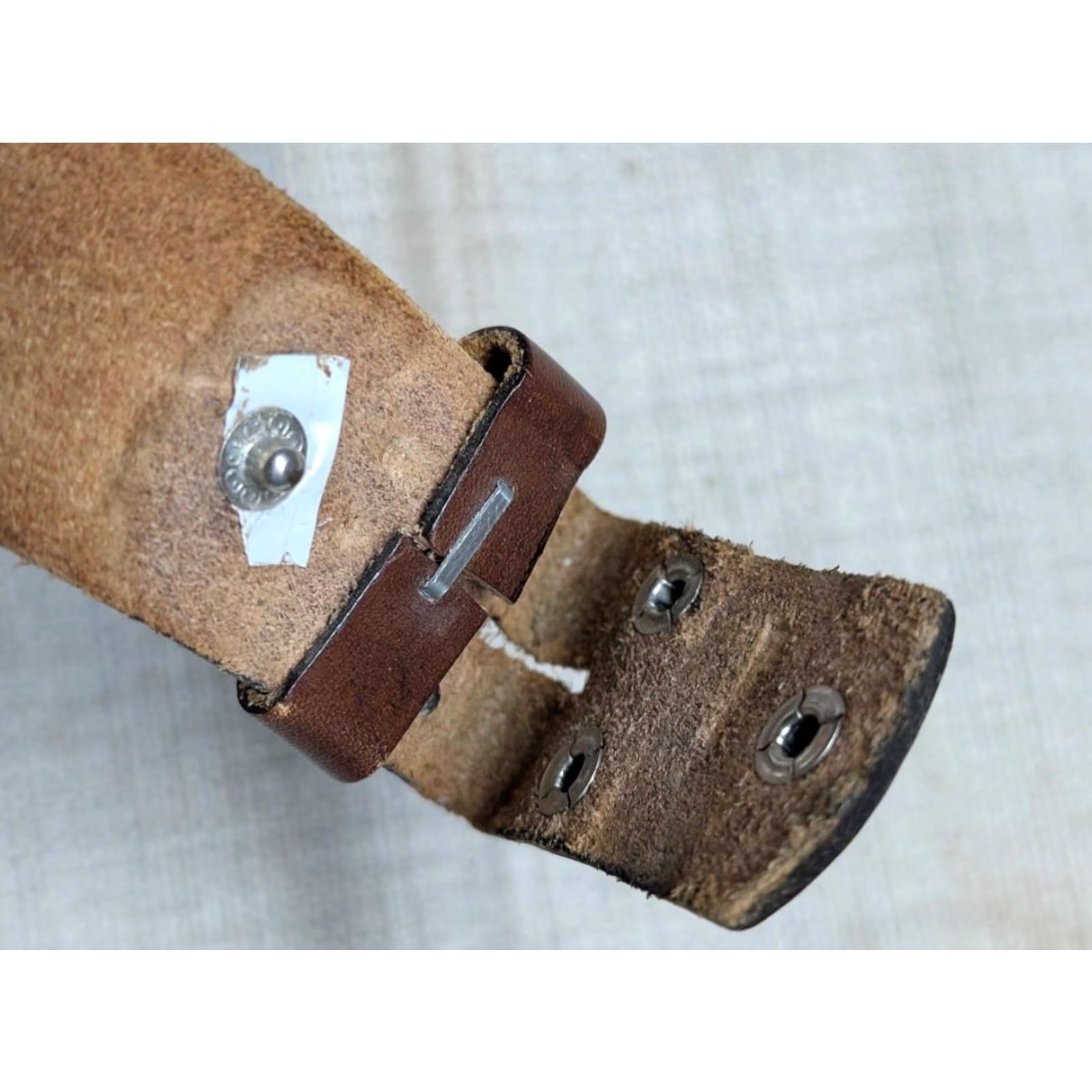Vintage VINTAGE western belt Eagle brown leather 42 - belt - Men - Western Belt - Buckle - 1-3/8" - Cowhide - Eagle pattern - 42 waist - Brown - vintage Size 42 - 5 Thumbnail