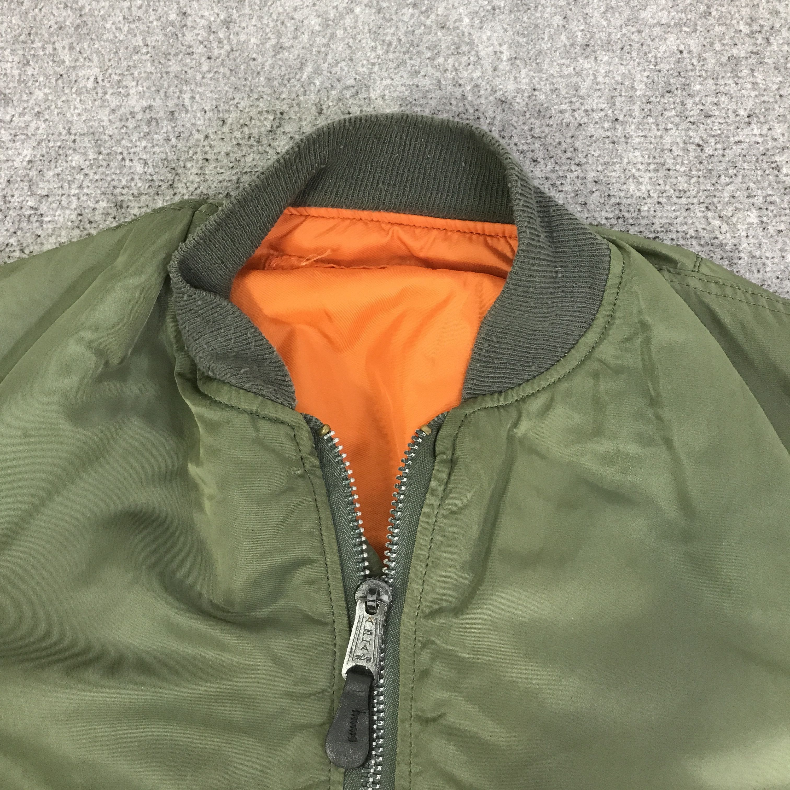 Alpha Industries Vtg alpha industries bombers Jacket K95B15 Size US L / EU 52-54 / 3 - 7 Thumbnail