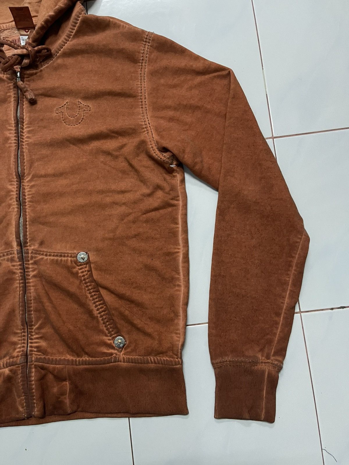 True Religion 2000s TRUE RELIGION BIG T-ZIP HOODIE RARE COLOUR Size US M / EU 48-50 / 2 - 4 Thumbnail