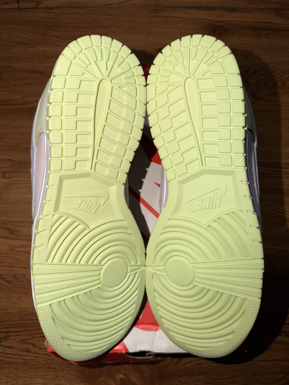 Nike Nike Dunk Low Lime Ice (Women's) Size 9.5 Women’s Size US 8 / EU 41 - 4 Thumbnail