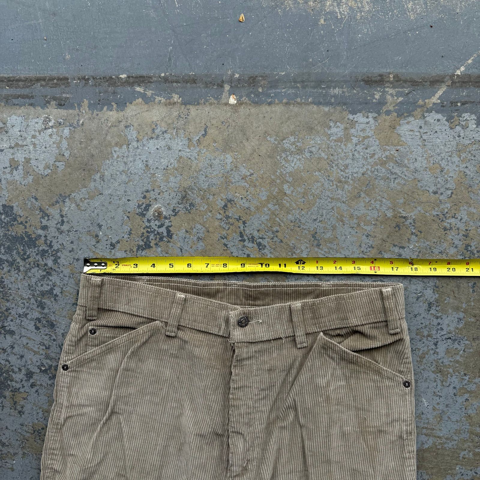 Levi's vtg 70’s Levi’s White Tab Flare Corduroy Pants Talon 42 Zip Size US 34 / EU 50 - 7 Thumbnail